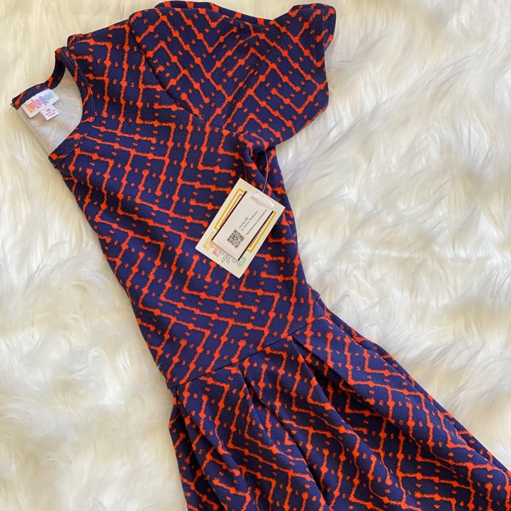 Amelia dress LuLaRoe size M.